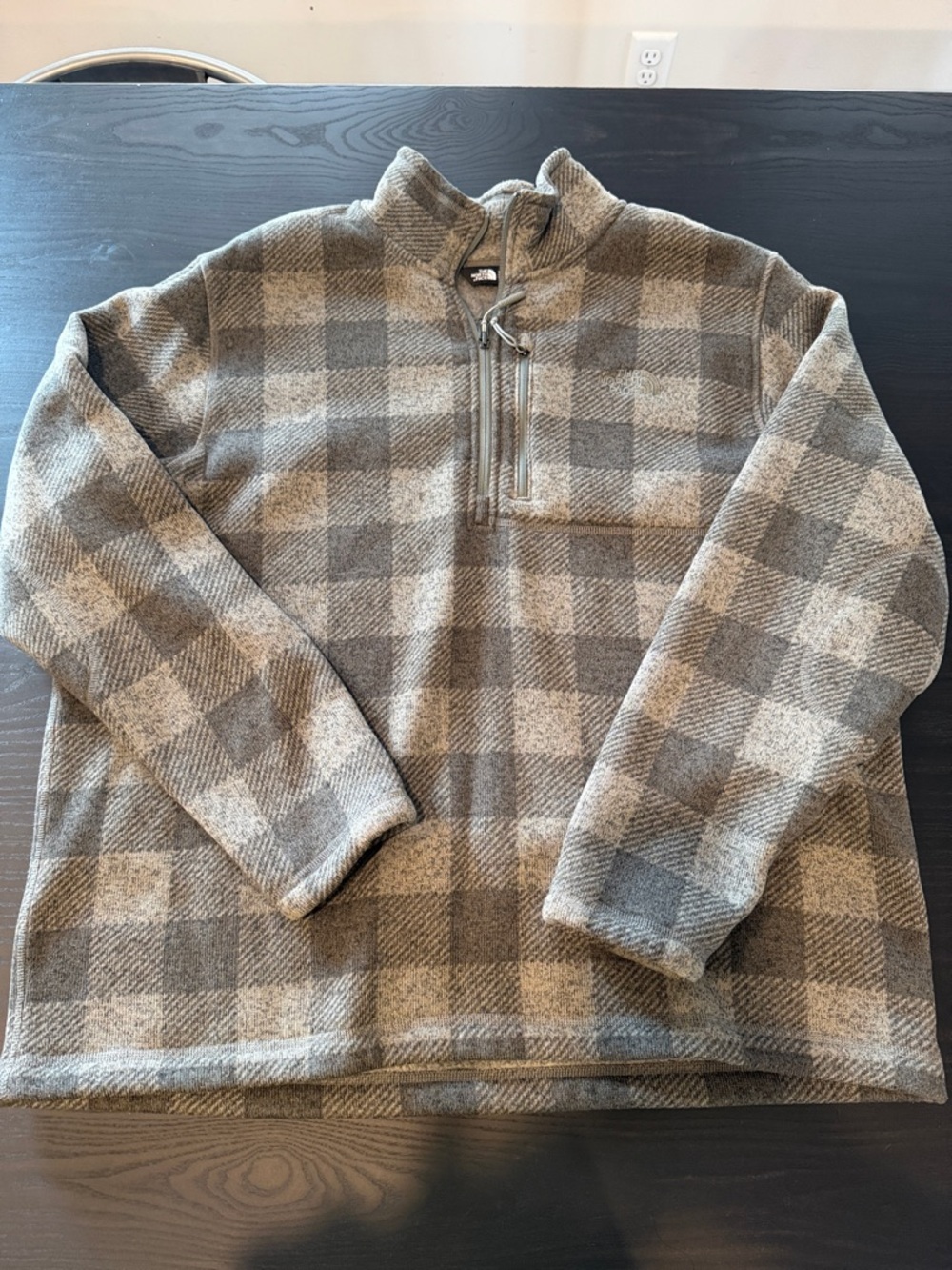 The North Face Men's Gray Plaid Half-Zip Fleece Pullover